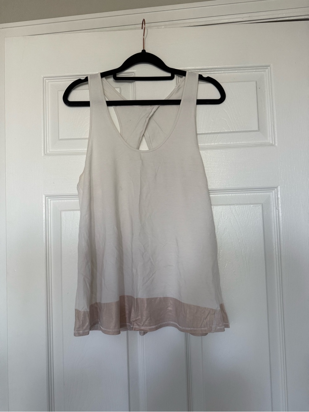 Lululemon ivory tank top with open or tie back size M 🤍